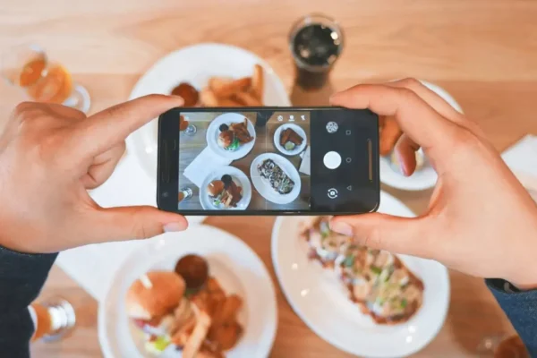 I’ll Do Your Nails and Give You a Relaxing Home Spa